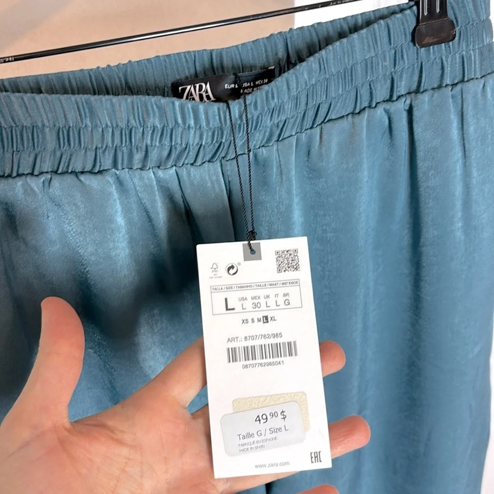 Beautiful ZARA satin blue Aladin pants - Picture 5 of 6